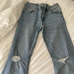 NWT Zara Flare Fit Jeans! Size 38